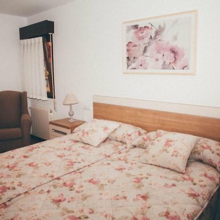 شقة La Casina Onís المظهر الخارجي الصورة